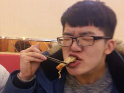 乌苏烧烤加盟,学烧烤技术,开烧烤店多少钱疯狂烤翅